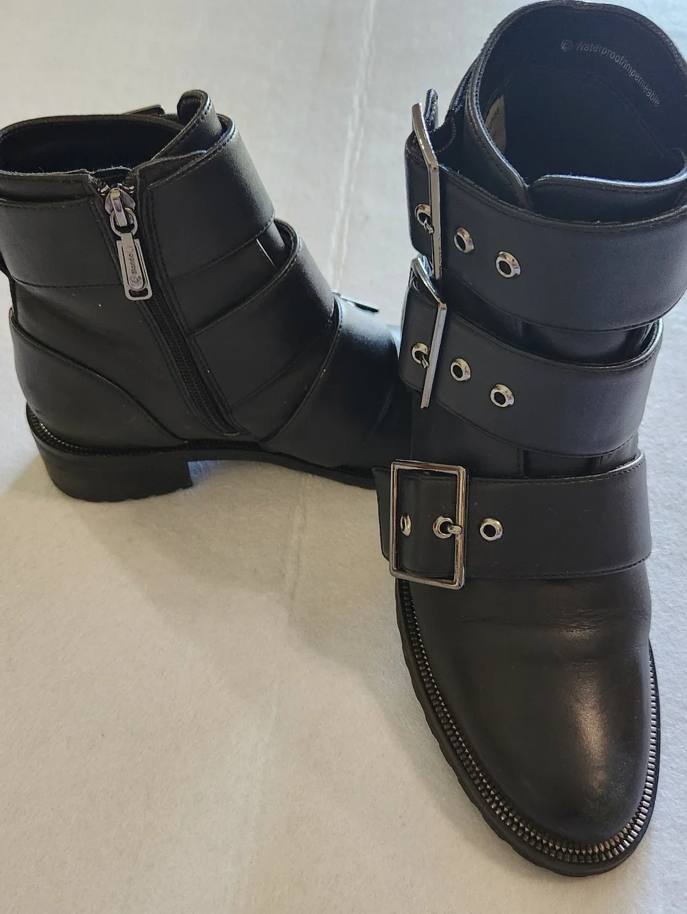 Blondo Leather Waterproof Black Buckle Strap Ankle Boots Women Size 7